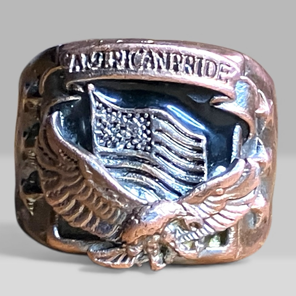 Vintage 925/750 American Pride Eagle Ring • Sterling + 18k Gold Accents • Size 9